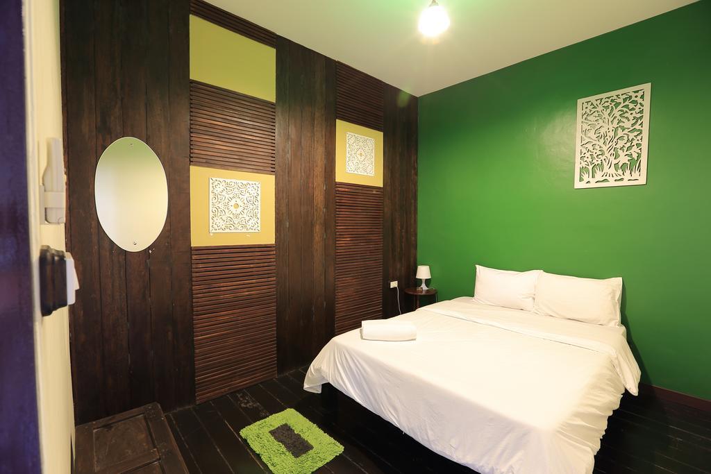 Luang Poj Boutique Hostel Ranong Phòng bức ảnh
